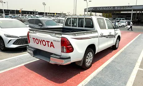 صورة 8 لـ 2025 Toyota HILUX