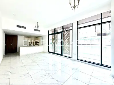 Vacant | Unfurnished | Low Floor