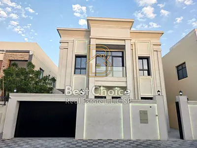 للايجارفيلا كلاسيكية مكونة من 6 غرف نوم
