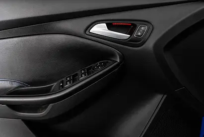 2016 FORD FOCUS thumbnail 10