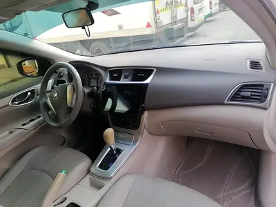 2019 Nissan SENTRA 缩略图 5