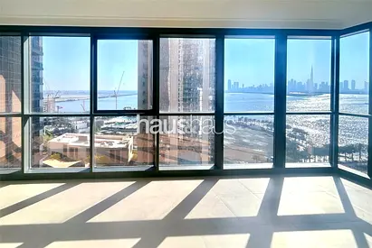 Stunning Burj Views | VOT | Motivated