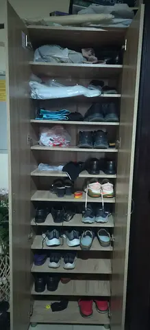 Shoe cupboard, tv,coffee table, w