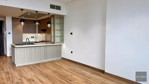VACANT | BRAND NEW | SPACIOUS | EXQUISITE