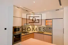 Luxury 1-Bedroom | Balcony | Easy Access