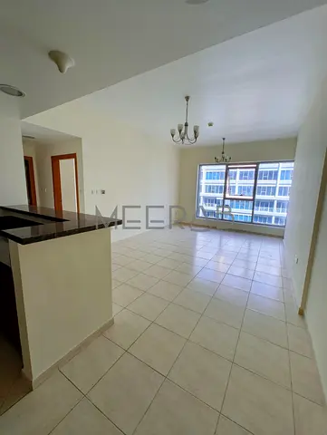 Spacious 1 Bedroom Apartment | High Floor | Best Price | Vacant