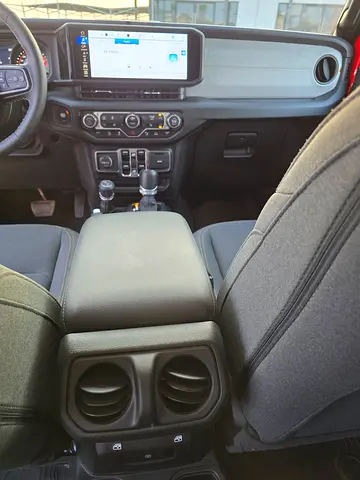 2025 JEEP GLADIATOR — миниатюра 11