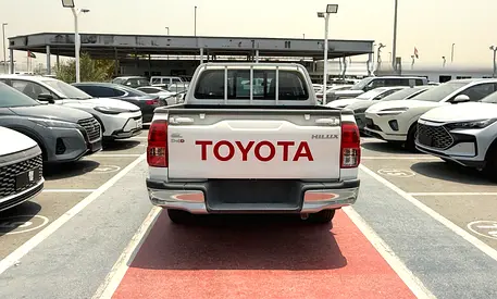 صورة 7 لـ 2025 Toyota HILUX
