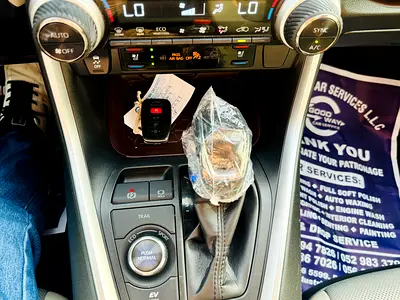 صورة 9 لـ 2023 Toyota RAV 4