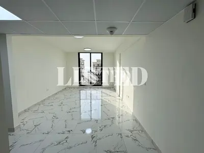 Unfurnished | New Marina | Prime Spot