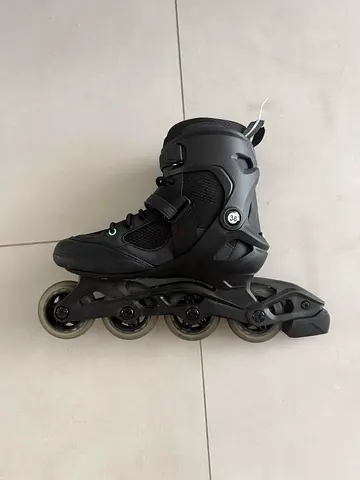 38 Size - Women black inline skates / rollerblades - good used condition