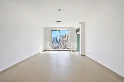 Beachfront Living | Mid Floor | Full Sea View