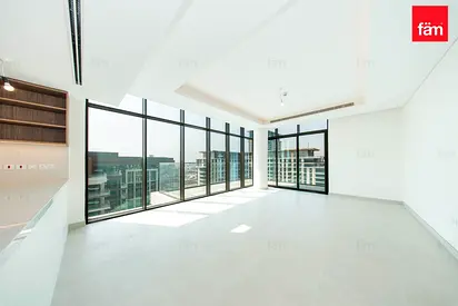 Kitchen Appliances | High Floor | Bright Park View