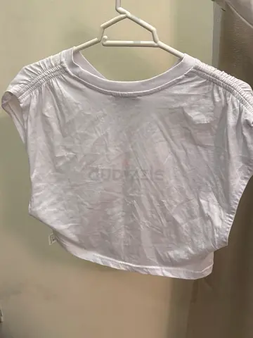 Bershka White cotton crop top, size medium, brand new