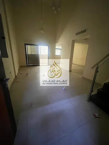 3غرفه وصاله دوبلكس  غرف ماستر 4 حمام  بالمويهات 2 شارع التله خلف نستو تانى ساكن  مطلوب 55 الف 4 او 6 دفعات تامين شيك
