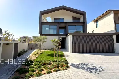 AREA EXPERT | OPTIONS AVAILABLE | READY TO MOVE