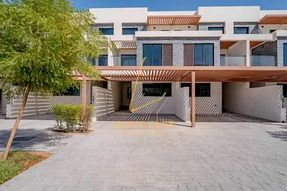 Vastu Compliant | Next to Trump Golf Club | Vacant