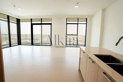 3BR BRAND NEW |TOP FLOOR | PANORAMIC VIEW |CORNER