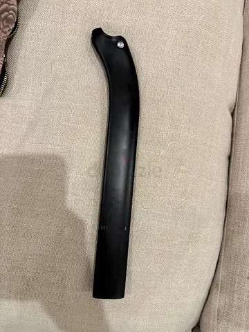 Pinarello Dogma F 2025 carbon seatpost