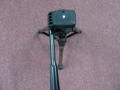 Tripod Velbon