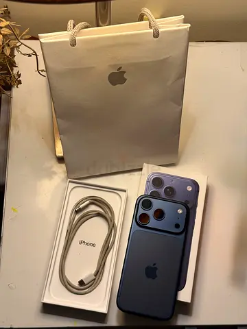 NEW IPhone 17 Pro 256Gb UAE Version Blue