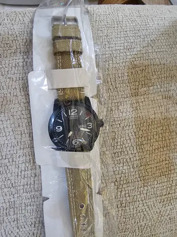 Men's casual sport wristwatch with fabric strap
