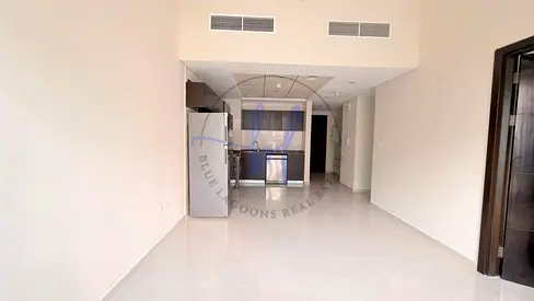 Vacant with Huge Terrace | Pool View | Low Floor