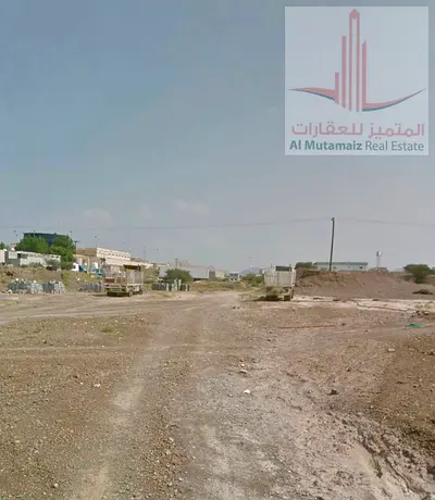 An excellent opportunity for those wishing to own and invest in a prime location with a large area.