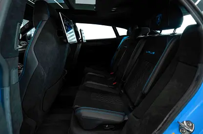 2023 Lamborghini URUS — миниатюра 12