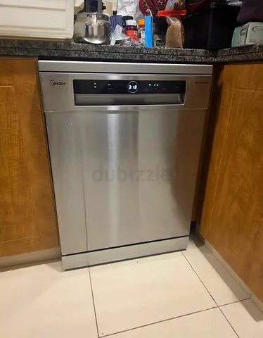 Midea Stainless Steel Dishwasher - 3racks almost in new condition