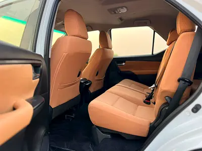صورة 12 لـ 2023 Toyota FORTUNER