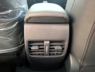 2026 Toyota COROLLA CROSS 照片 10