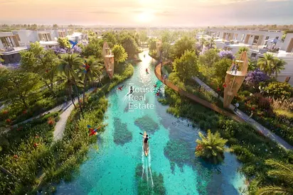 Luxury 5BR Townhouse | Premium Waterfront Living