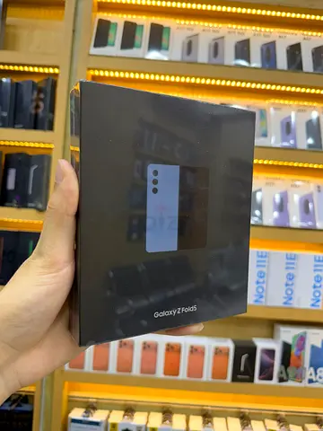 Samsung Galaxy Z Fold 5 256 GB Brand New