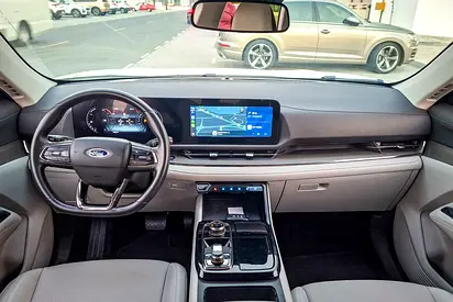 صورة 8 لـ 2023 FORD TERRITORY