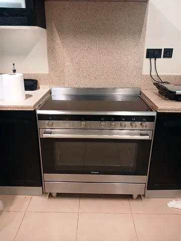 Siemens IQ700 Electric Ceramic Cooking Range 90x60cm With Oven Dual Fan Excellent condition