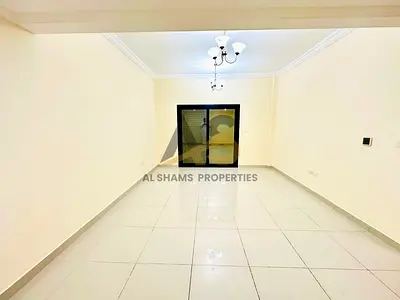 Elegant 1BED !! 2 Full Bathrooms Covered Parking