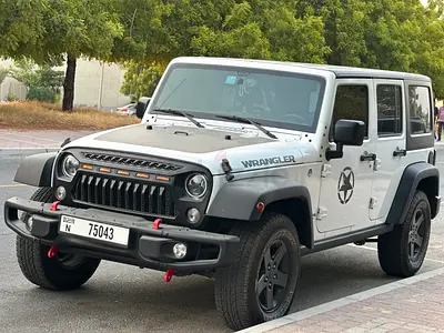Lady driven Low milage jeep wrangler - well maintained never offroaded