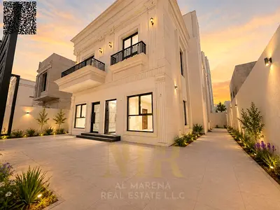 Classic villa with a large outdoor setback, on a main street, 5 bedrooms | Price includes registration fees