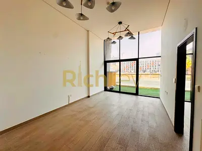 Well Maintained | Fitted Kitchen | Vacant & Ready