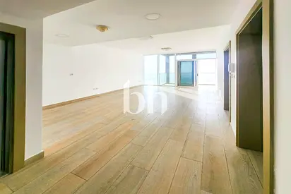 Unfurnished| Flexible payment term| Prime Location