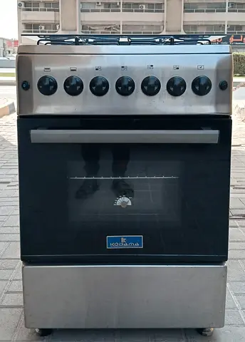 Kodama gas cooker, size 60x60cm, 4 burners and oven all properly working condition.