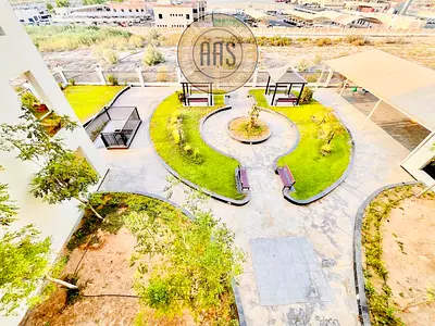 Spacious 1Bhk Apt Available | Close Kitchen Gym / kid's playing Area / parking only for family!