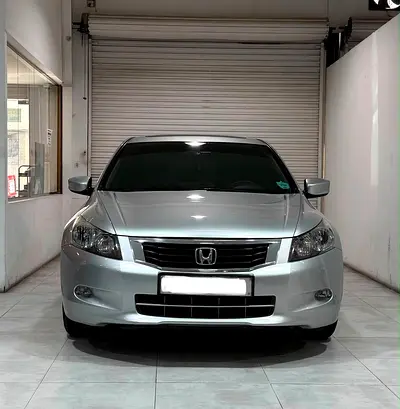 Honda | Accord | 2009 |