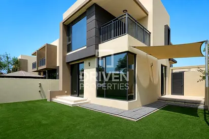Vacant | Corner Unit | Spacious with Maid Room