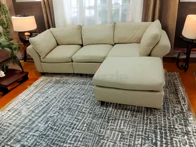 Excellent perfect condition pottery barn luxury 4_ piece sofa