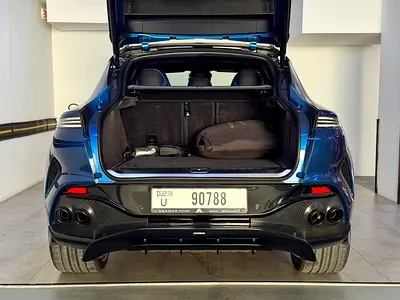 2023 Aston Martin DBX — миниатюра 13