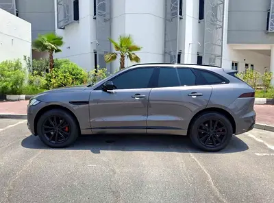 2017 Jaguar F-PACE 照片 4