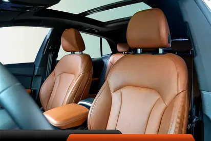 صورة 6 لـ 2023 AUDI Q8