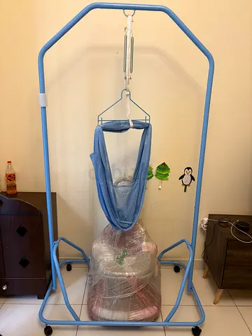 Baby swing Brand new never used + baby walker free